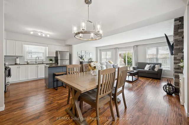 Additional image 11 of 12 Frankfurt St