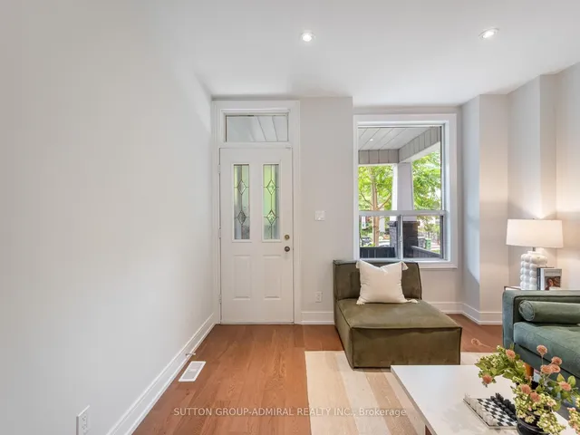 Additional image 3 of 398 Crawford St