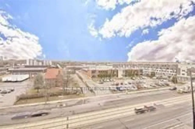 Additional image 29 of 3621 Lakeshore Blvd Unit 504