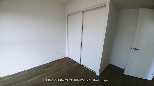 Additional image 10 of 219 Dundas St Unit 1806