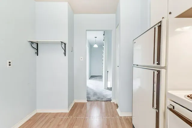 Additional image 20 of 39 Lexington Ave Unit 51