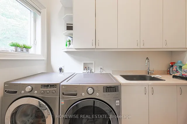 Additional image 30 of 2706 Bayview Ave