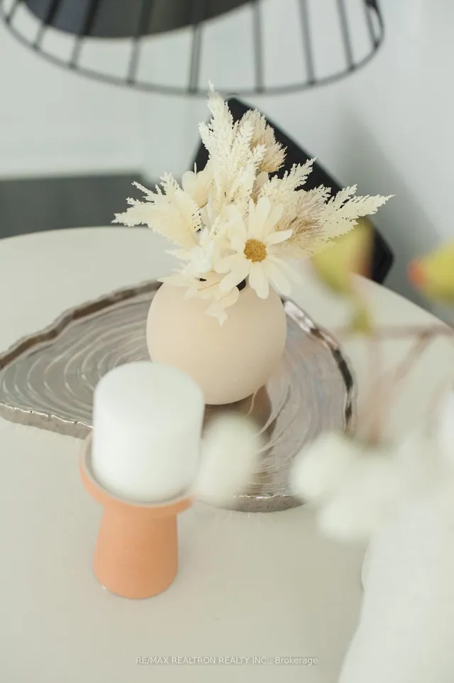 Additional image 32 of 50 Charles St Unit 606