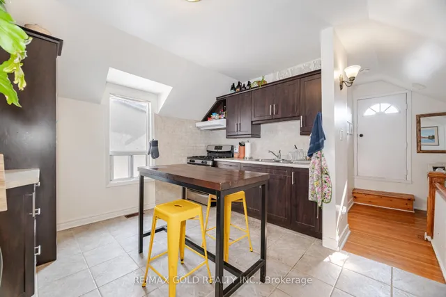 Additional image 18 of 60 Salem Ave