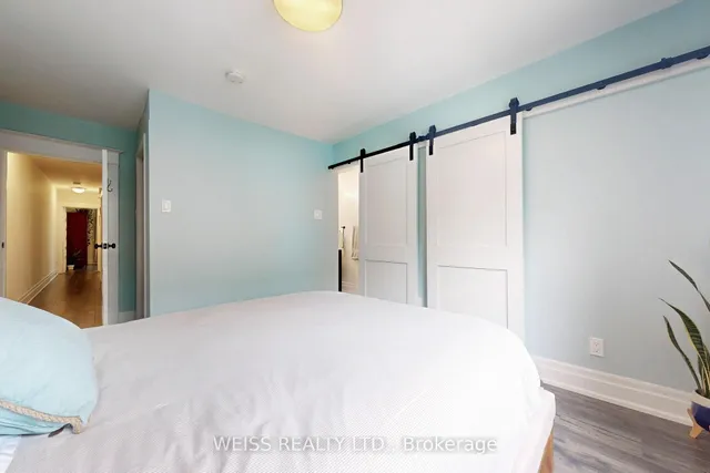 Additional image 17 of 758 Richmond St