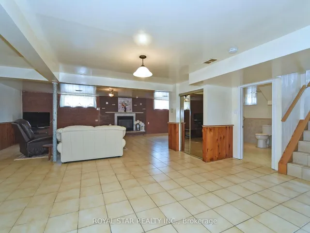 Additional image 33 of 25 Diana Dr