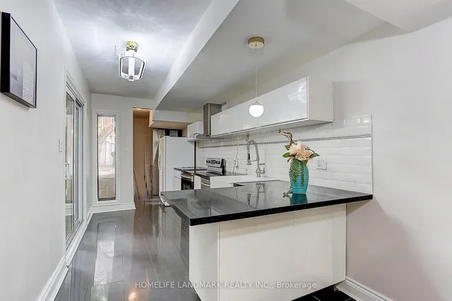 Additional image 17 of 237 Ontario St