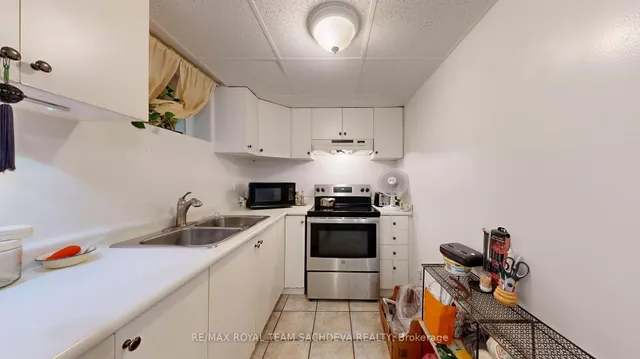 Additional image 26 of 765 Morrish Rd