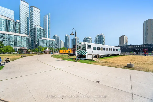 Additional image 48 of 12 York St Unit 804