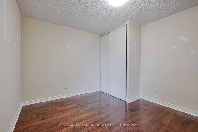 Additional image 21 of 35 Merton St Unit 511