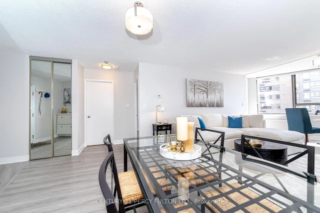 Additional image 15 of 270 Queens Quay Unit 1407