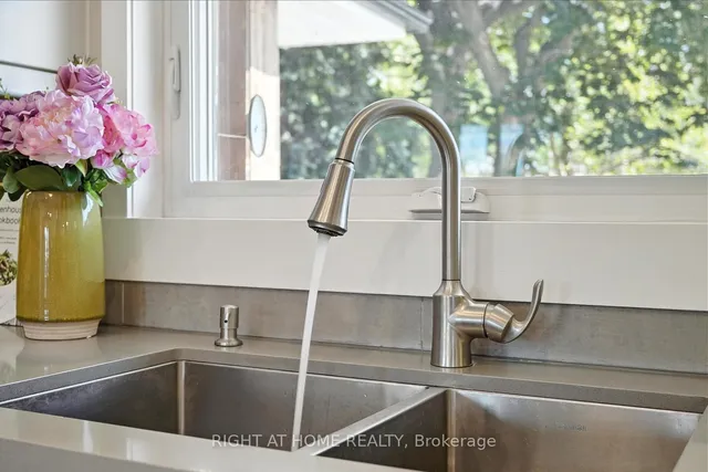 Additional image 11 of 142 Sloane Ave