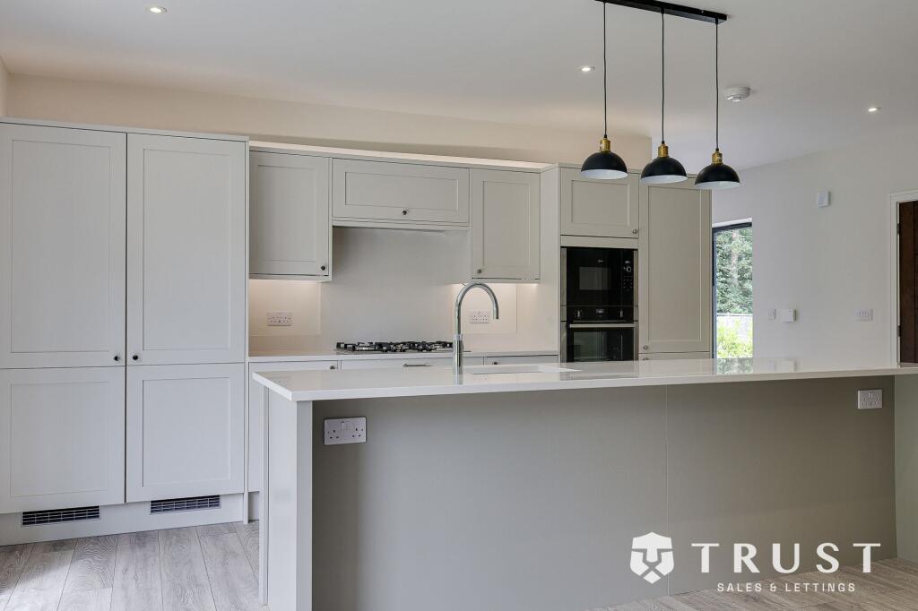 Additional image 9 of West Lane, Gomersal, BD19