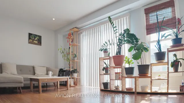 Additional image 7 of 1121 Sandhurst Circ Unit 18