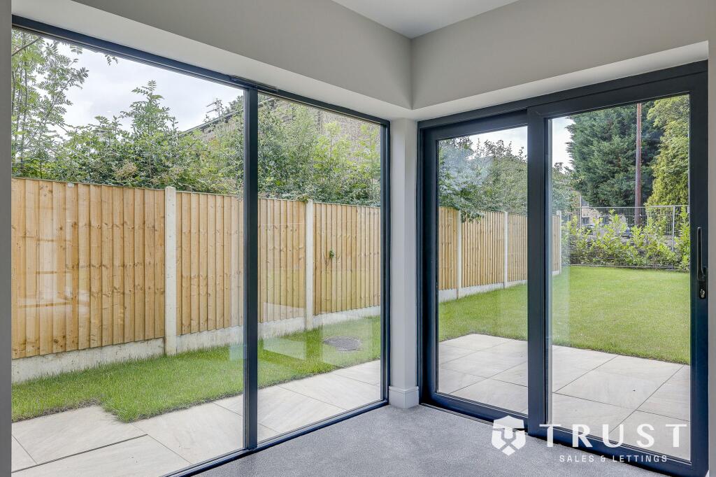 Additional image 20 of West Lane, Gomersal, BD19