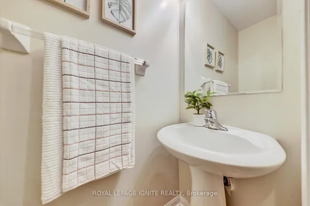 Additional image 8 of 21 Ecopark Gate