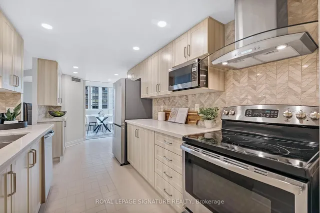 Additional image 8 of 10 Kenneth Ave Unit 406