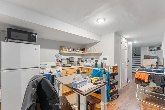 Additional image 39 of 76 Browning Ave