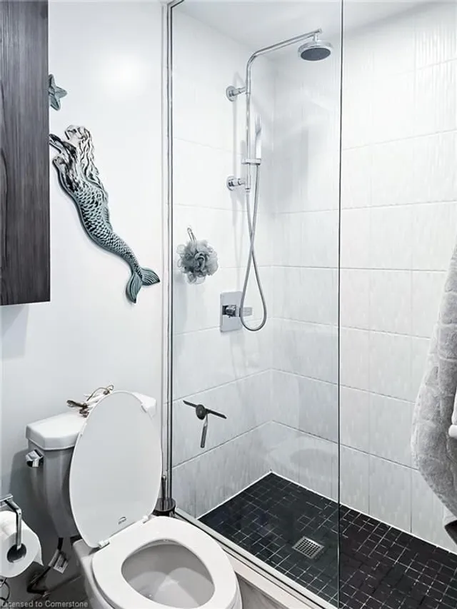 Additional image 7 of 65 Annie Craig Dr Unit 1006