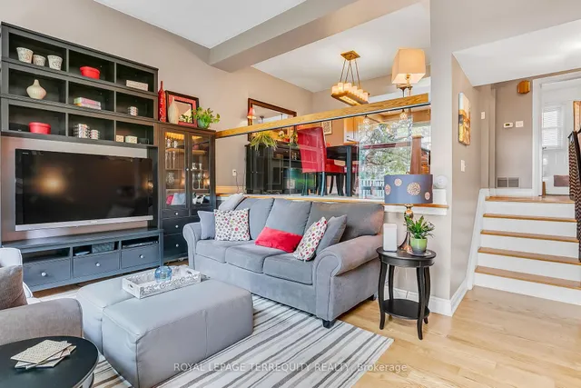 Additional image 6 of 74 Silver Shadow Path