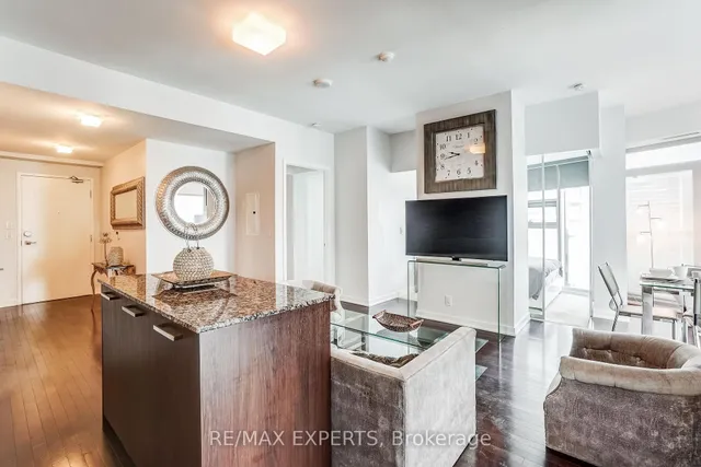 Additional image 11 of 14 York St Unit 3803