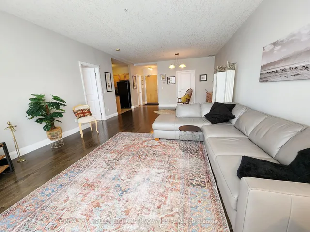 Additional image 10 of 165 Duke St Unit 202