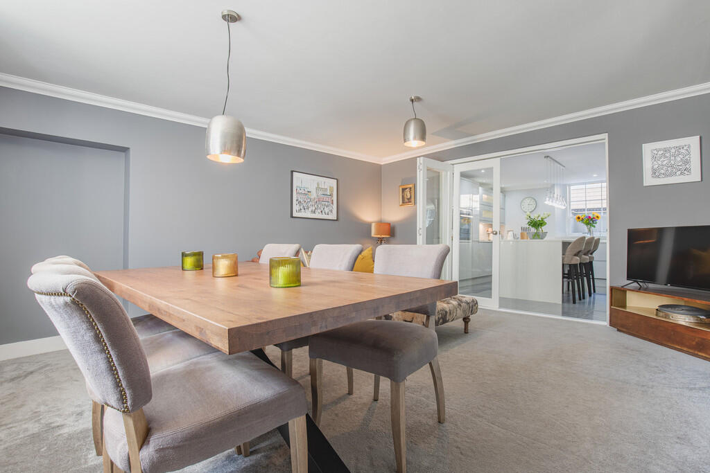 Additional image 18 of Springbank Terrace, Aberdeen