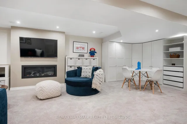 Additional image 37 of 26 Winners Circ