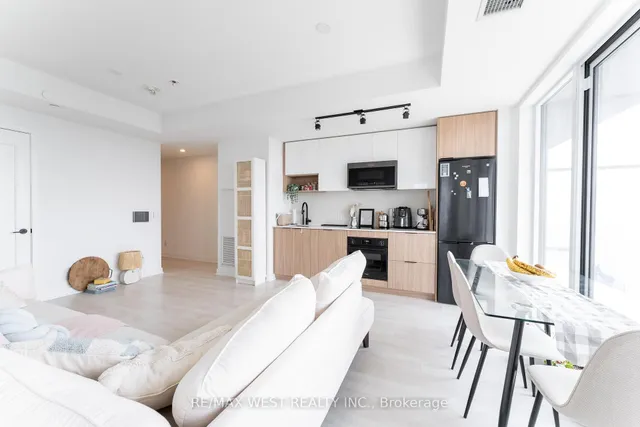 Additional image 6 of 5 Defries St Unit 3405