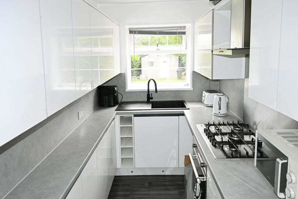 Additional image 4 of Redcliffe Street, Keighley