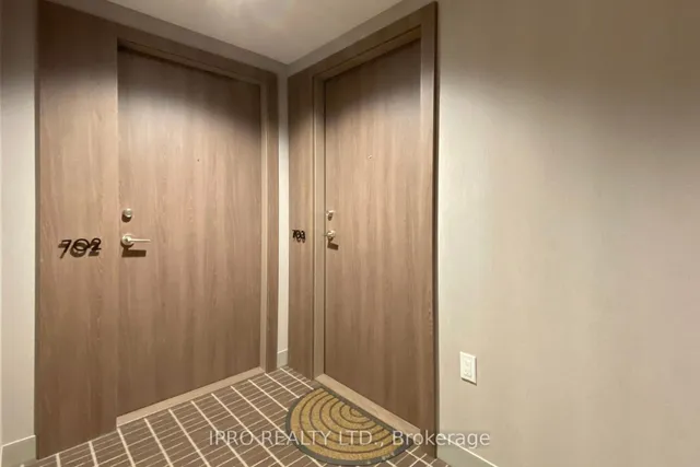 Additional image 16 of 27 Bathurst St Unit 703W