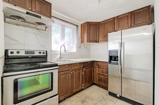 Additional image 6 of 1081 Victoria Park Ave