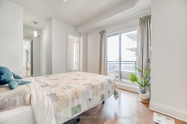 Additional image 22 of 35 Hayden St Unit 2701