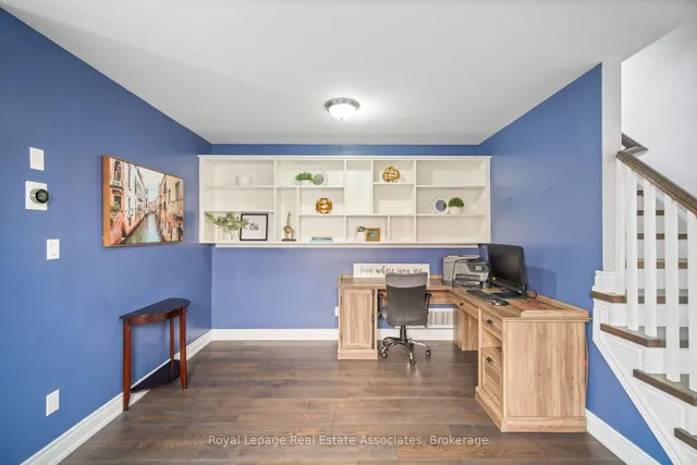 Additional image 3 of 439 Moorlands Cres