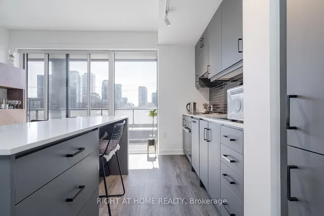 Additional image 4 of 9 Tecumseth St Unit 315