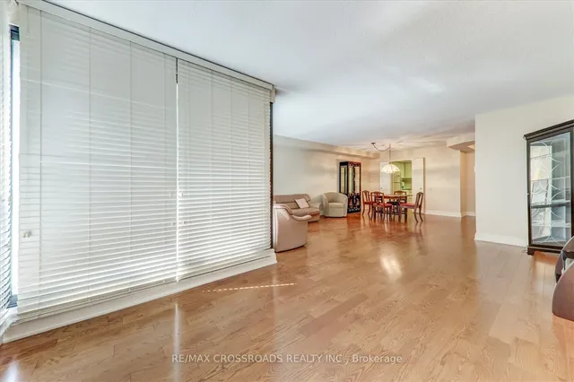 Additional image 20 of 1 Concorde Pl Unit 405