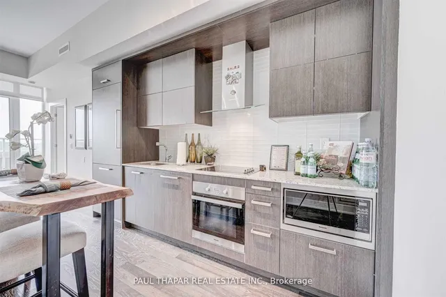 Additional image 14 of 3018 Yonge St Unit 1114