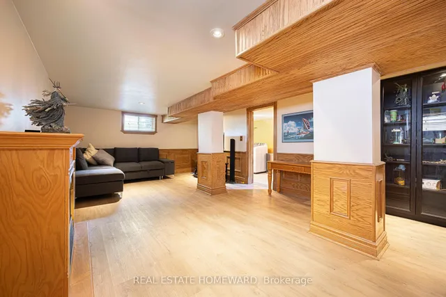 Additional image 20 of 121 Sandown Ave