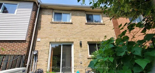 Additional image 30 of 91 L'Amoreaux Dr Unit 102