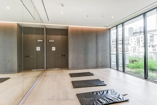 Additional image 33 of 25 Richmond St Unit 902