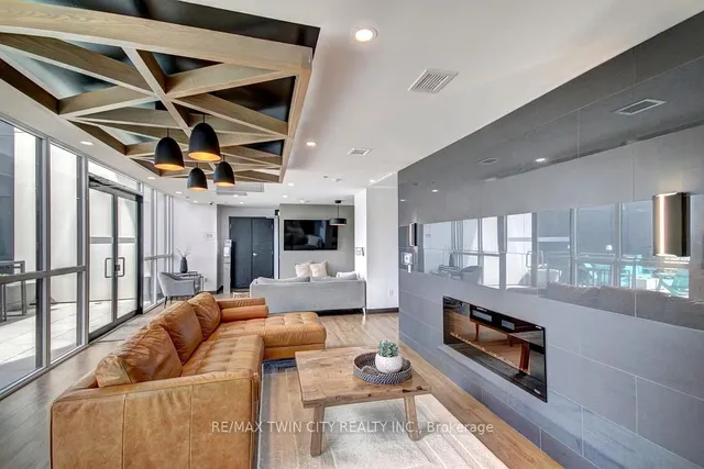 Additional image 32 of 60 Charles St Unit 1805