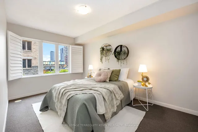 Additional image 20 of 8 Foundry Ave Unit 163