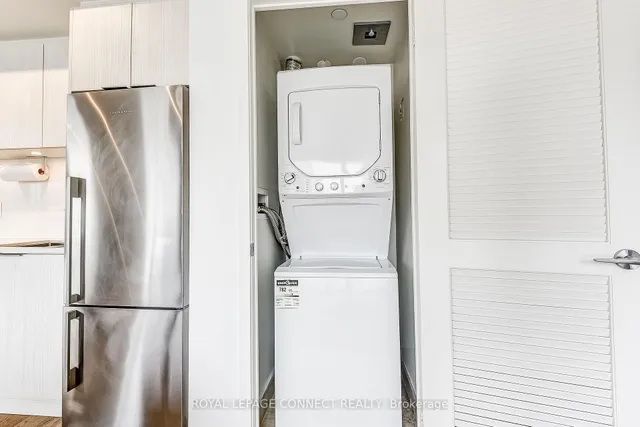 Additional image 14 of 25 Richmond St Unit 902