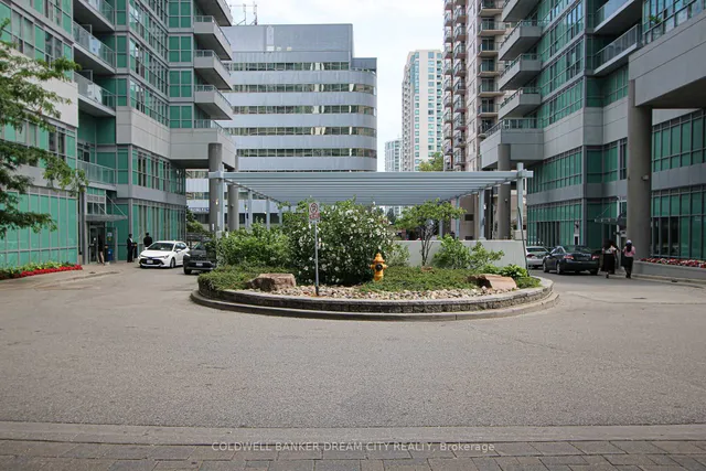 60 Town Centre Crt Unit 1106