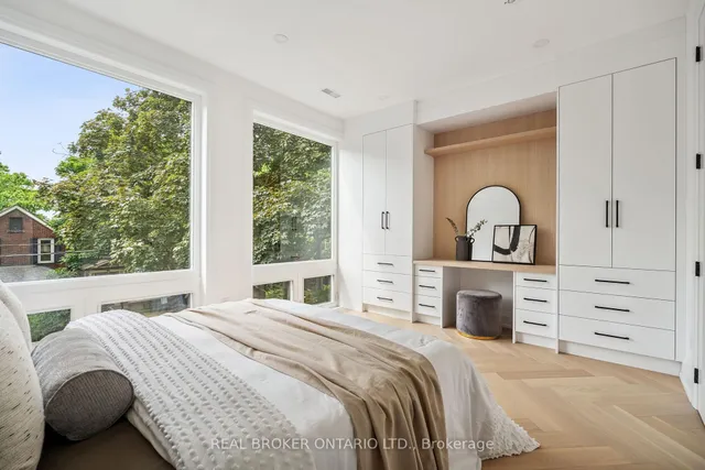 Additional image 14 of 98 Hogarth Ave