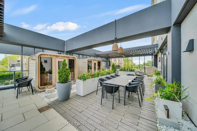 Additional image 31 of 741 King St Unit 906