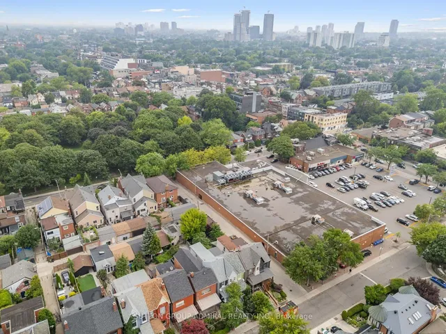 Additional image 41 of 398 Crawford St