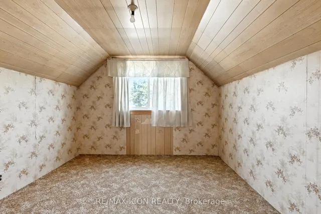 Additional image 22 of 35 Grenville Ave