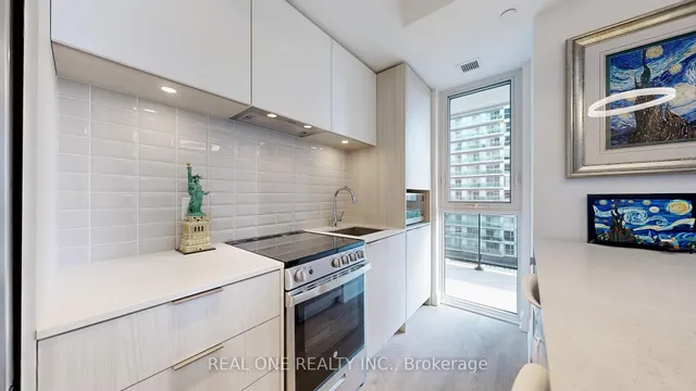 Additional image 15 of 70 Annie Craig Dr Unit 808