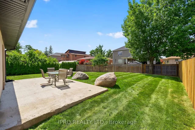 Additional image 49 of 34 Knox Ave